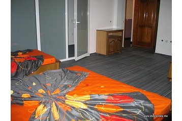 Montenegro Privát Dobra Voda, Interieur